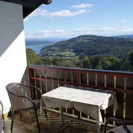 Haus Panorama Guest house *
